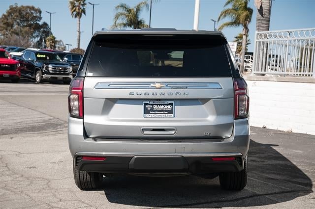 2024 Chevrolet Suburban LT