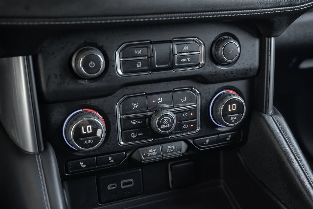 2023 Chevrolet Suburban Z71