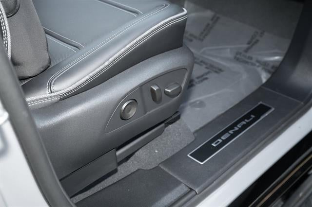 2024 GMC Sierra EV Denali Edition 1