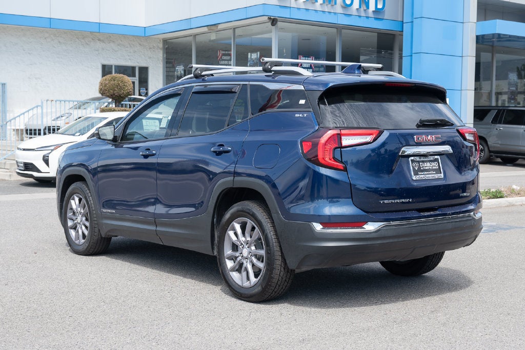 2023 GMC Terrain SLT