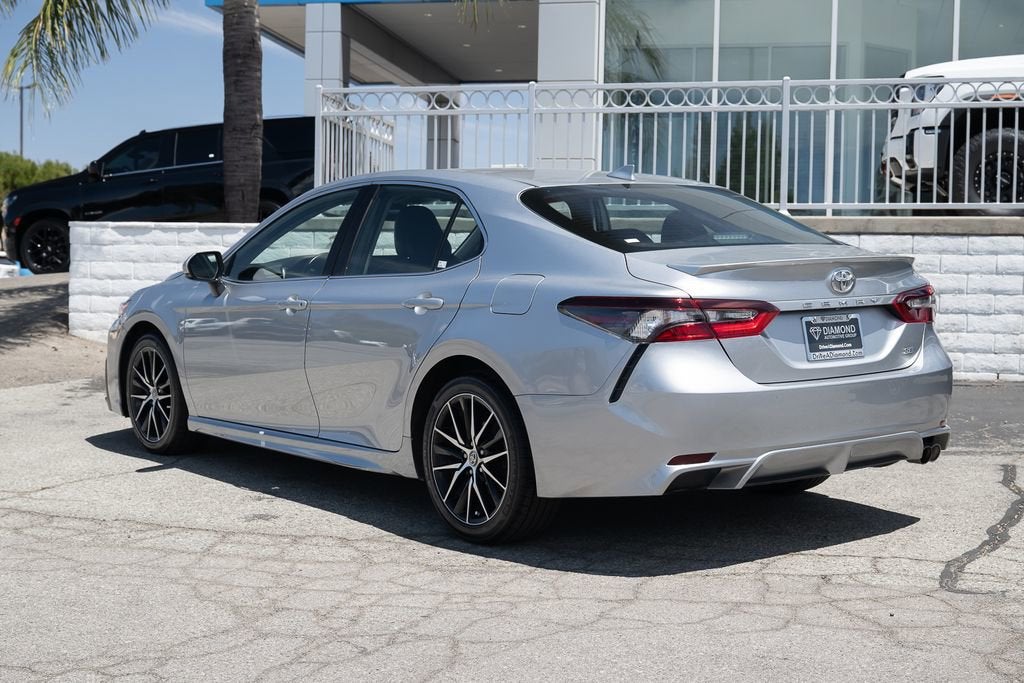2024 Toyota Camry SE