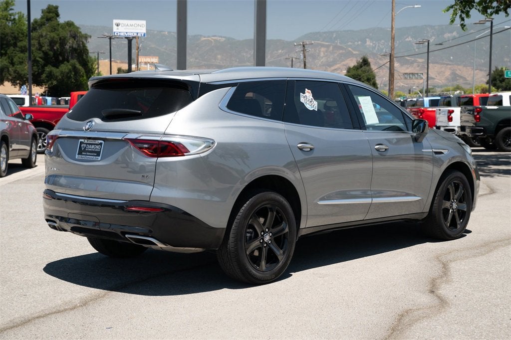 2024 Buick Enclave Essence