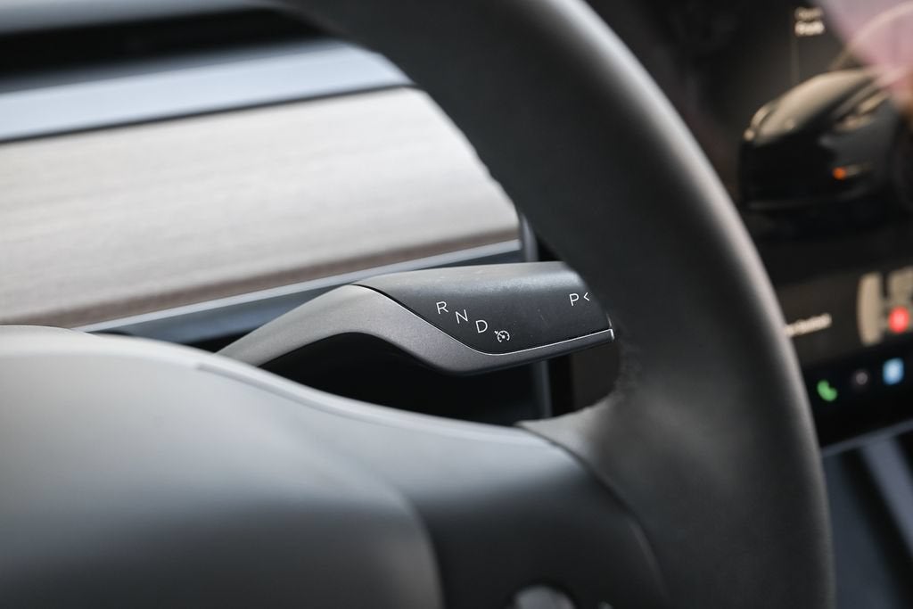 2024 Tesla Model Y Performance