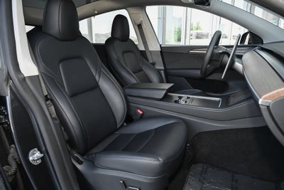 2024 Tesla Model Y Performance
