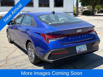 2024 Hyundai ELANTRA SEL