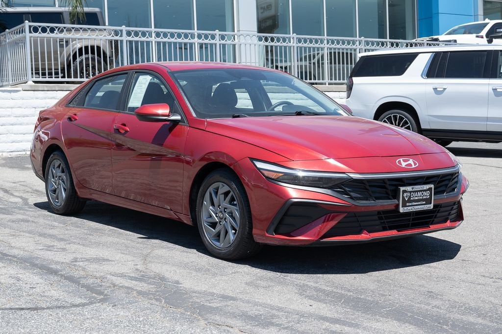 Used 2024 Hyundai Elantra SEL with VIN KMHLM4DGXRU804131 for sale in Palmdale, CA