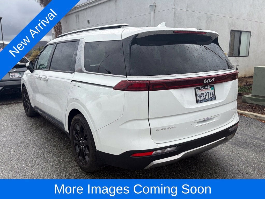 2024 Kia Carnival SX