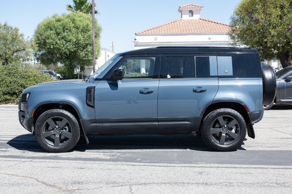 2023 Land Rover Defender S