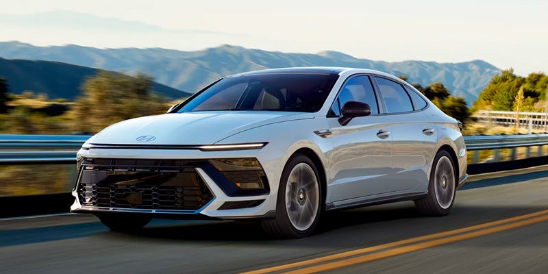 2025 Hyundai Sonata Hybrid